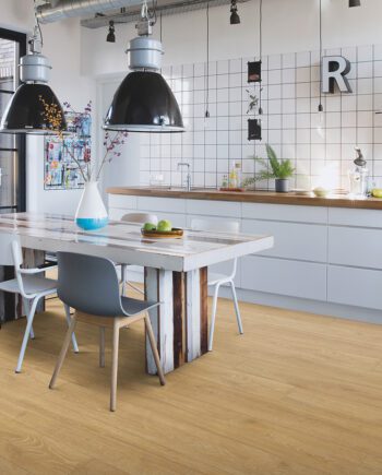 Laminaatti Quick-Step MAJESTIC TAMMI WOODLAND NATUR