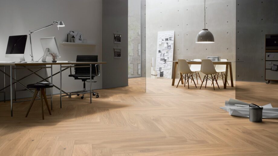 Parketti Tammi, ter Hürne, kalanruoto, oak light beige, harjattu, viistetty, valkoinen luonnonöljy – 4