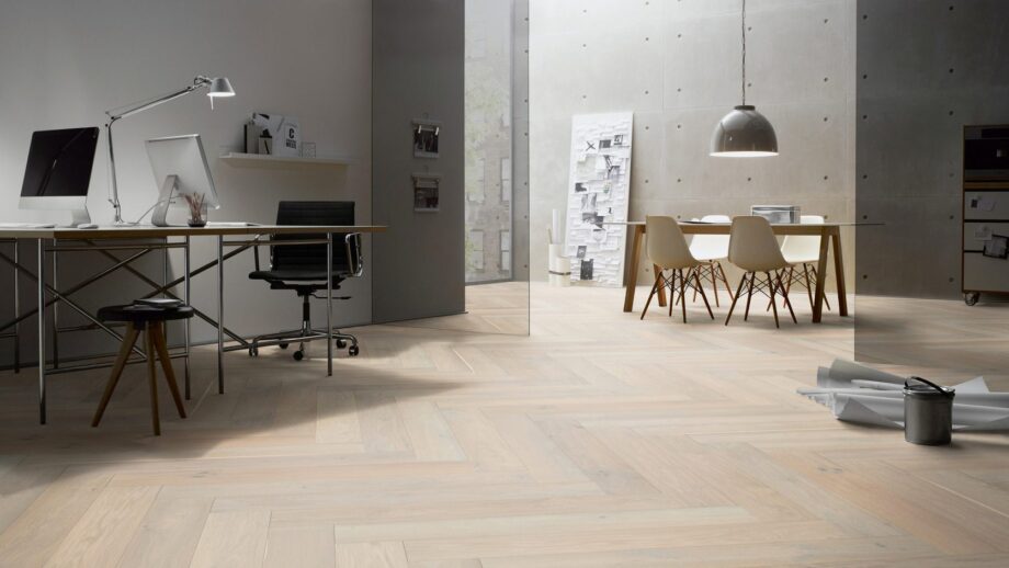 Parketti Tammi, ter Hürne, kalanruoto, Oak sand grey, harjattu, viistetty, luonnonöljy – 3