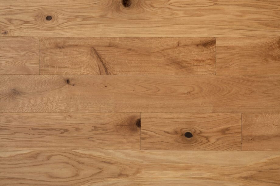 Tammilankku Country 150 mm, 4-sivuviiste, hiottu, käsittelemätön – kuva 2 Tammilankku Country 150 mm, 4-sivuviiste, hiottu, käsittelemätön – 2