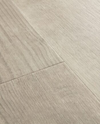 Vinyylilattia SPC Quick Step morning mist pine alpha medium planks, viistetty