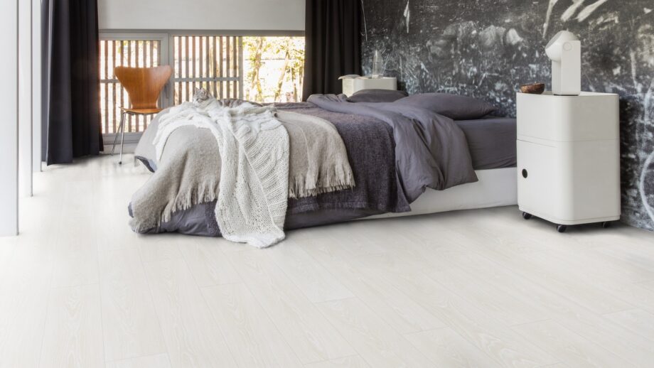 Laminaatti Quick-Step Classic Frosty White Oak