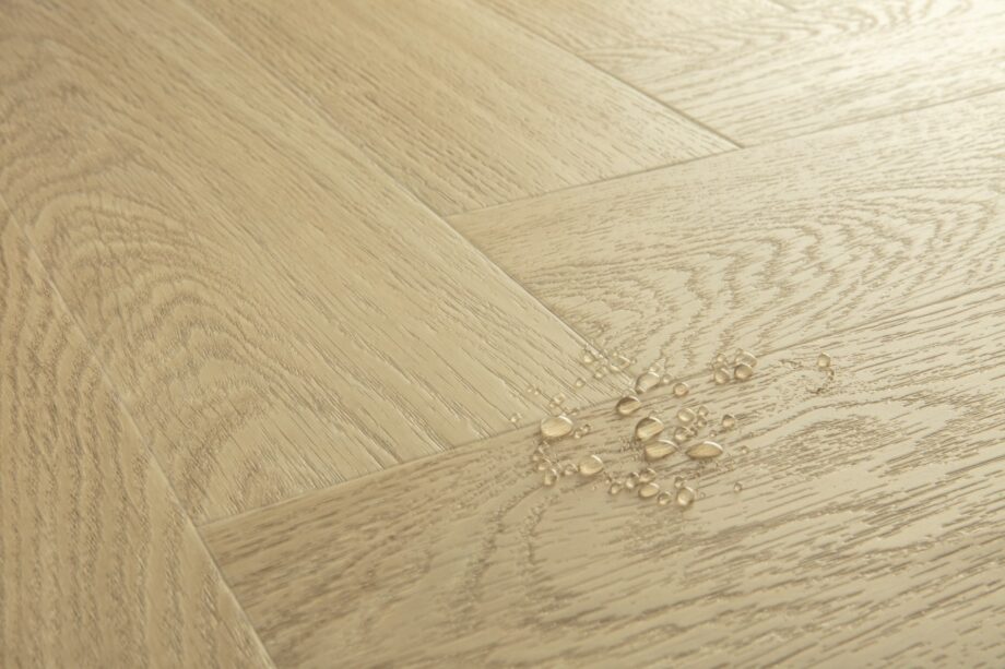 LVT parkett kalasaba Quick Step Pristine Serene Oak Light Natural sorteeringu ja tooni kirjeldus.