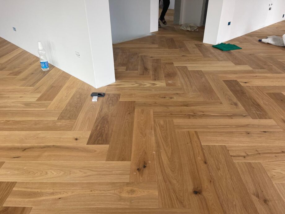 Kalanruotoparketti Tammi Rustic öljyvahattu 105mm – 6