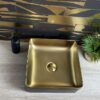 PVD-metallmustriga keraamiline seinaplaat Dune Flat Savannah Black & Gold, 7,5x30 cm, 8 mm, must-kuldne