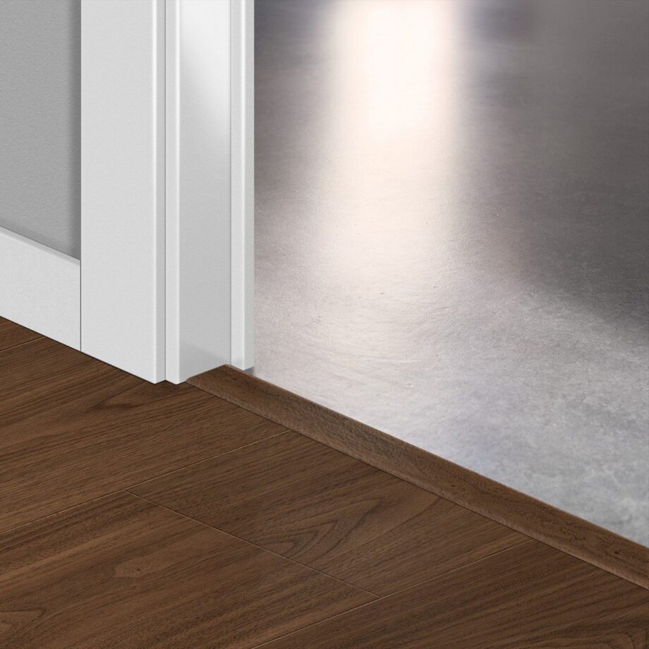 Incizo 5in1 -siirtymälista Quick-Step Chic Walnut laminaatille, 13x48x2150 mm