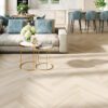 Kalanruotoparketti saarni Esta Elegant Frost Ivory Pores 700 mm erittäin mattalakattu – lähikuva Kalanruotoparketti saarni Esta Elegant Frost Ivory Pores 700 mm erittäin mattalakattu – 3
