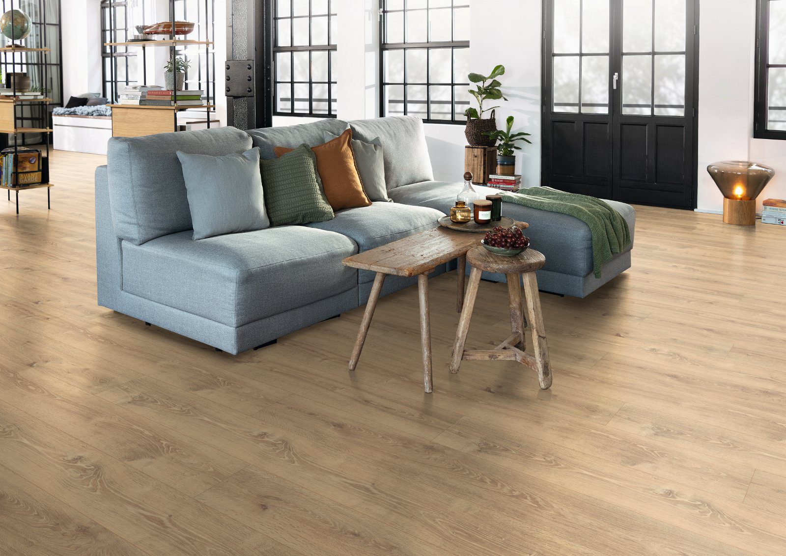 Laminaatti Egger vaalea Bayford-tammi, Aqua, pitkä lauta 10 mm – 2
