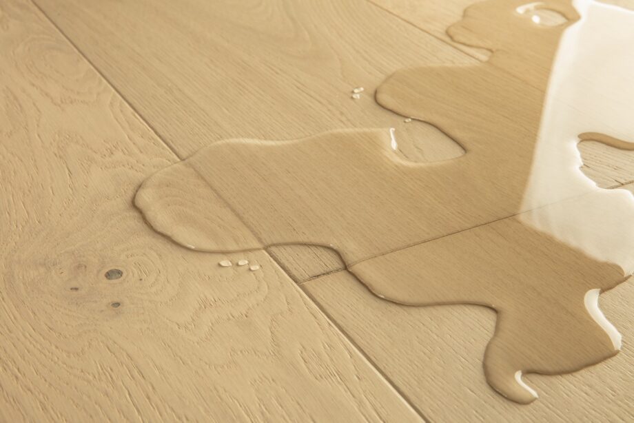 Parkett Quick-Step Cala Pearl White Oak eriti matt lakk, veekindel 220mm Parkett Quick-Step Cala Pearl White Oak eriti matt lakk, veekindel 220mm