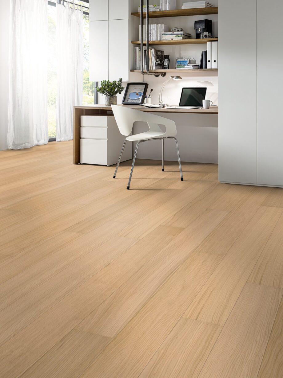 Spoonparkett Parky Deluxe+ Ivory Oak Premium – interjöör