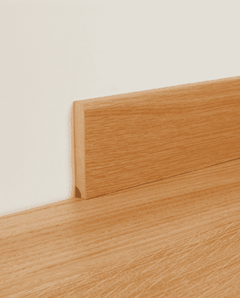 Jalkalista Parky Ivory Oak, viilutettu tammi, kosteudenkestävä MDF, 2150 x 60 x 12 mm