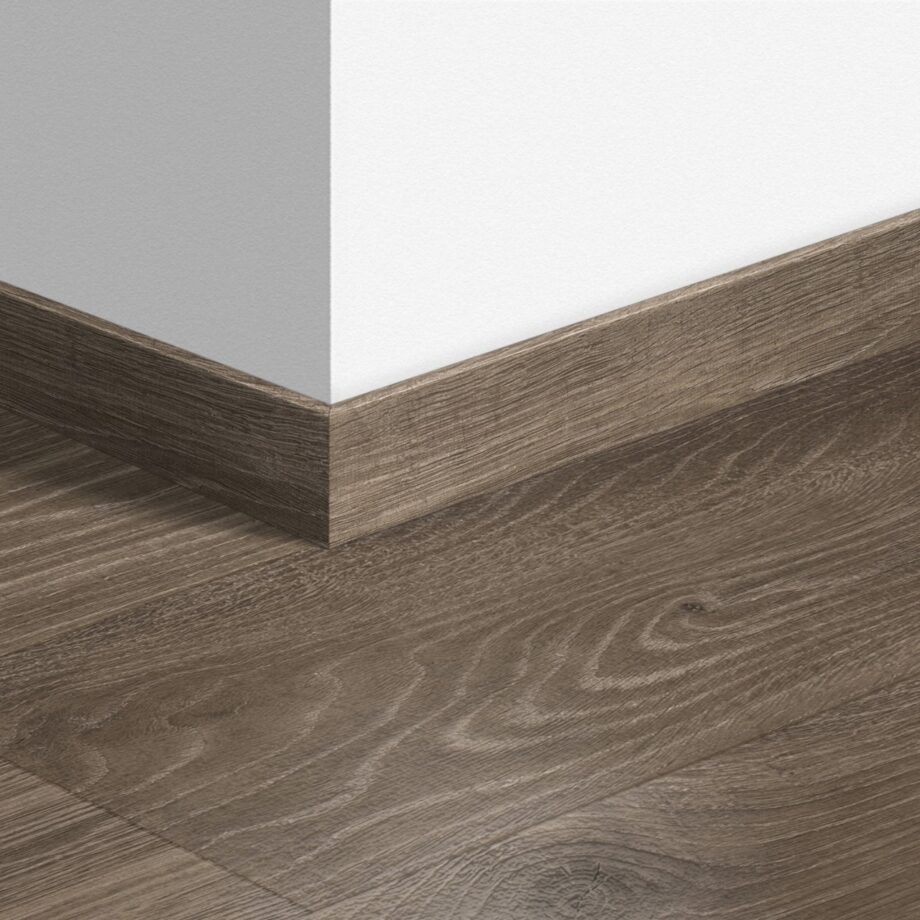 qssk03548-1 Jalkalista Quick-Step Woodland Oak Brown laminaatille, MDF, 12x58x2400 mm