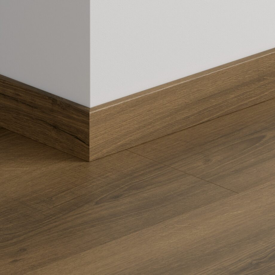 Jalkalista Quick-Step Warm Brown Oak laminaatille, MDF, 12x58x2400 mm
