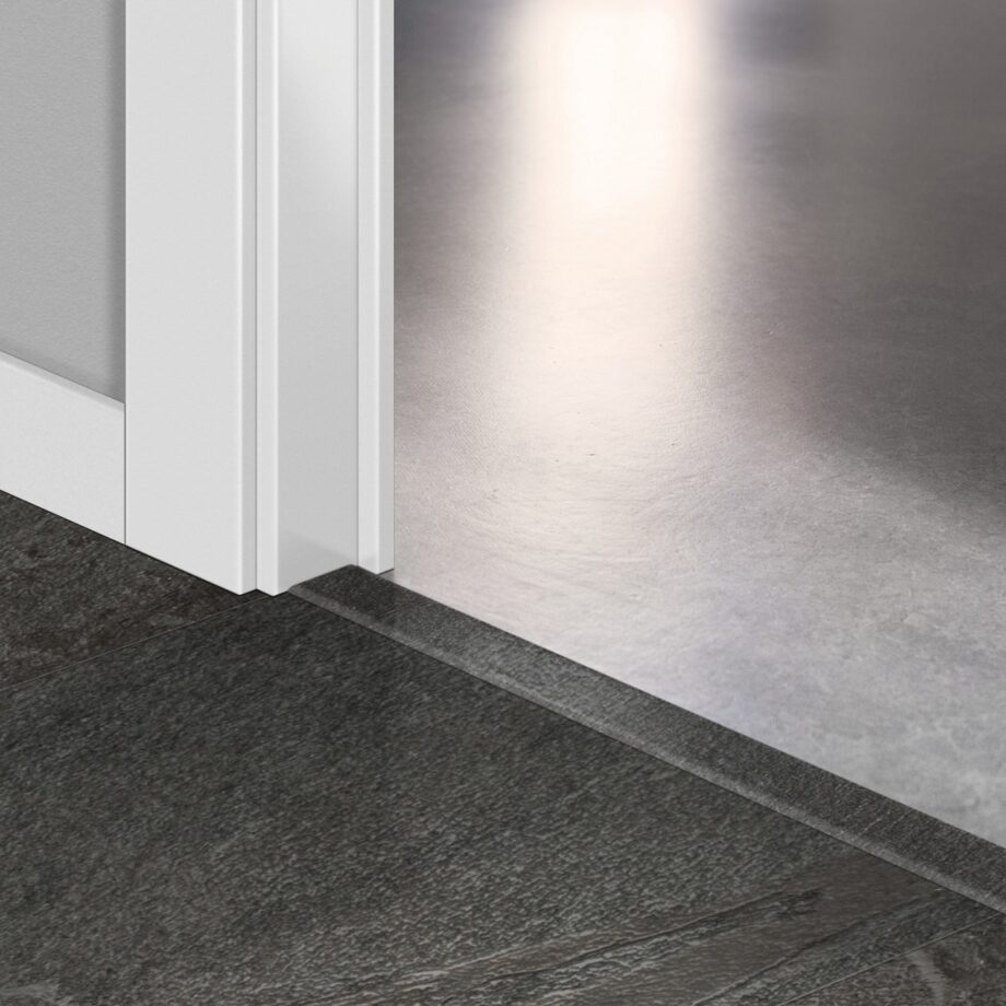 qsvincp40035-1 Incizo 5in1 -siirtymälista Quick-Step Black Slate LVT-vinyylilattialle (Alpha), 8x45x2000 mm