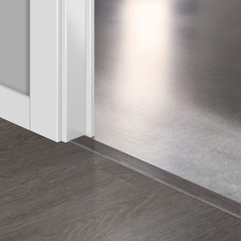 Incizo 5in1 -siirtymälista Quick-Step Silk Oak Dark Grey LVT-vinyylilattialle (Alpha), 8x45x2000 mm