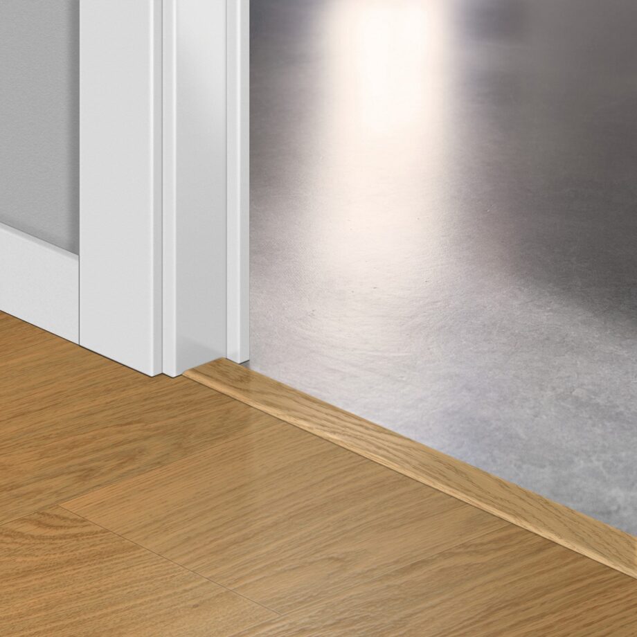 Incizo 5in1 -siirtymälista Quick-Step Pure Oak Honey LVT-vinyylilattialle (Alpha), 8x45x2000 mm