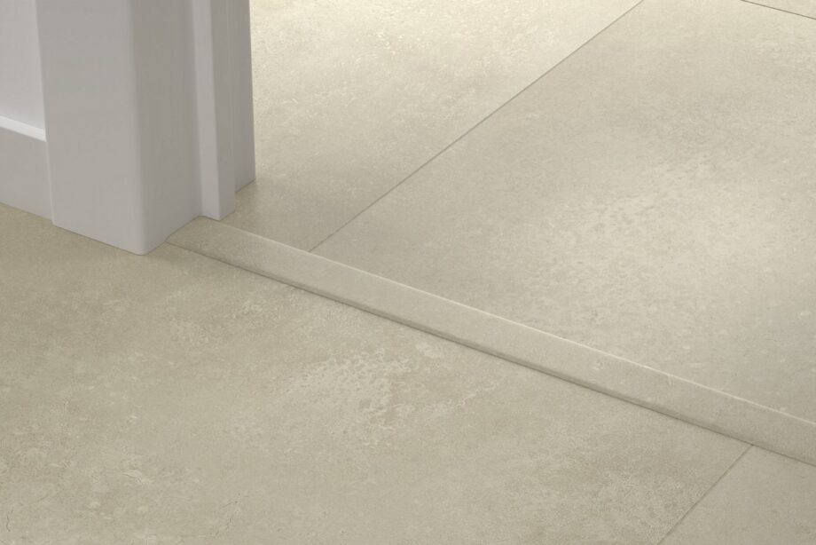 Incizo 5in1 -siirtymälista Quick-Step Sandstone Concrete LVT-vinyylilattialle (Alpha), 8x45x2000 mm