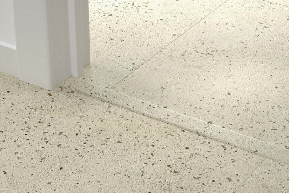 Incizo 5in1 -siirtymälista Quick-Step Pebble Concrete LVT-vinyylilattialle (Alpha), 8x45x2000 mm
