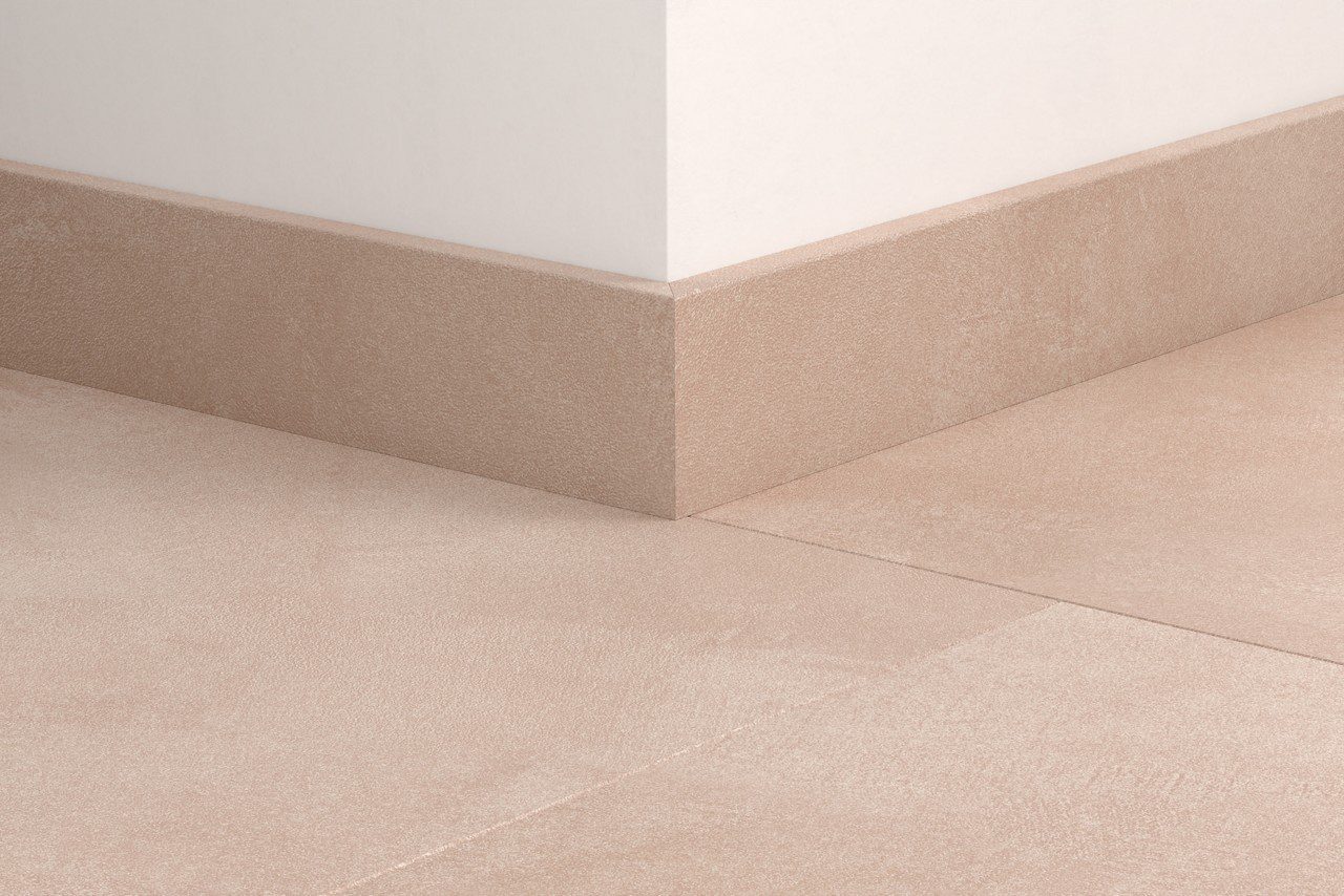 Jalkalista Quick-Step Soft Blush LVT-vinyylilattialle, vedenkestävä, 12x58x2400 mm