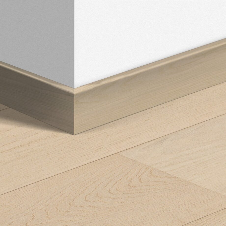 Puujalkalista Quick-Step Polar Oak Matt parketille, viilutettu, 16x80x2400 mm