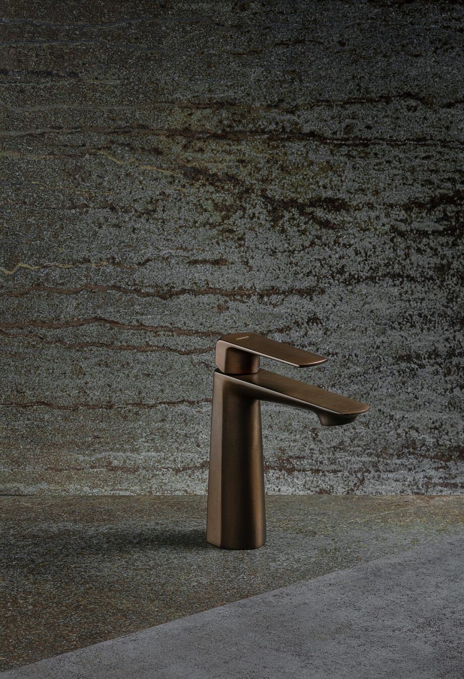 Pesuallashana Emmevi Stele 99003, pop-up-pohjaventtiilillä, Tuscan-pronssi Pesuallashana Emmevi Stele 99003, pop-up-pohjaventtiilillä – 4