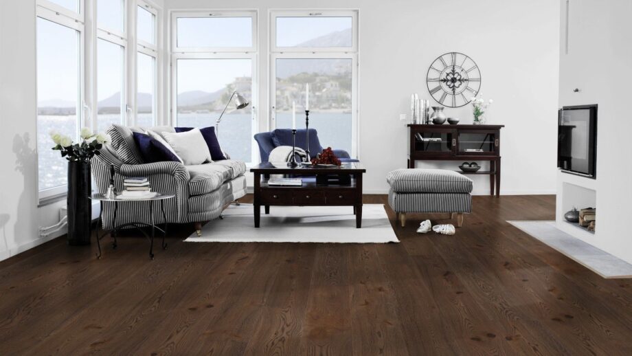 2237_8122_parketti-tarkett-tammi-atelier-heritage-super-rustic-old-brown-lattialauta-41007004-4