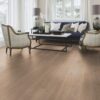 Laudparkett Bauwerk Casapark tamm 35 Crema harjatud B-Protect heleda lakiga viimistletud paigaldatud klassikalise elutoa põrandale. Klassikaline 