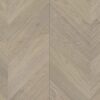 Chevron tammiparketti Esta AB Sandstone 575 mm erittäin mattalakattu Chevron tammiparketti Esta AB Sandstone 575 mm erittäin mattalakattu
