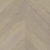 Chevron tammiparketti Esta AB Sandstone 780 mm erittäin mattalakattu Chevron tammiparketti Esta AB Sandstone 780 mm erittäin mattalakattu