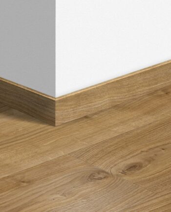Jalkalista Quick-Step Cottage Oak Natural LVT-vinyylilattialle, vedenkestävä, 12x58x2400 mm