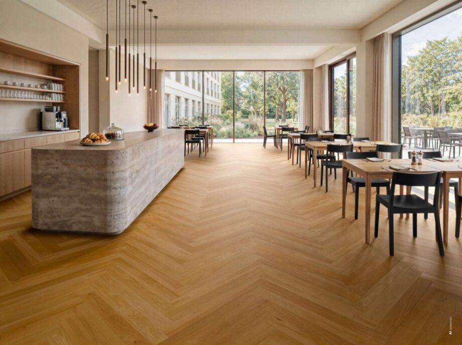 Kalanruoto tammiparketti Bauwerk Cleverpark 900 natur 14 mattalakattu – sisustus 2 Kalanruoto tammiparketti Bauwerk Cleverpark 900 natur 14 mattalakattu – 3