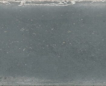 Käsityötyylinen kiiltävä keraaminen seinälaatta Dune Atlantique Bleu, 6,9x24 cm, 9 mm, syvänsininen