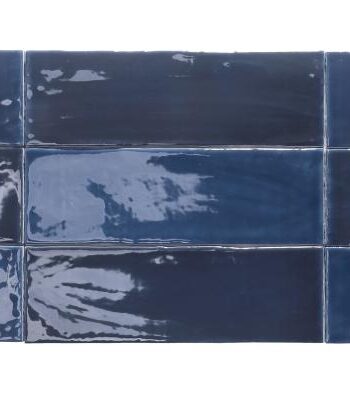 Käsityötyylinen reliefipintainen keraaminen seinälaatta Dune Tabarca Marino, 7,5x23 cm, 9 mm, tummansininen