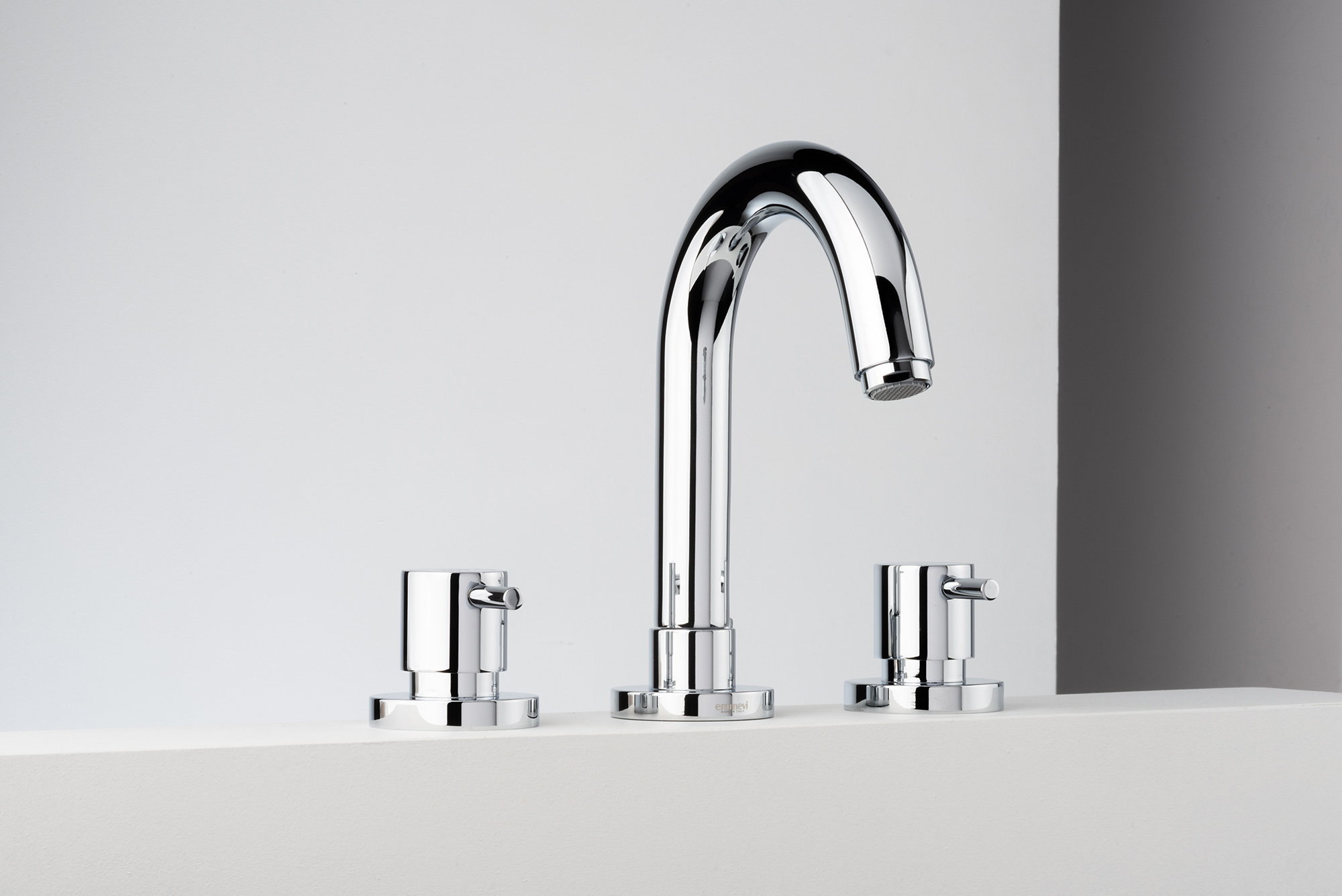Kolmen reiän pesuallashana Emmevi Piper 45033, pop-up – 2