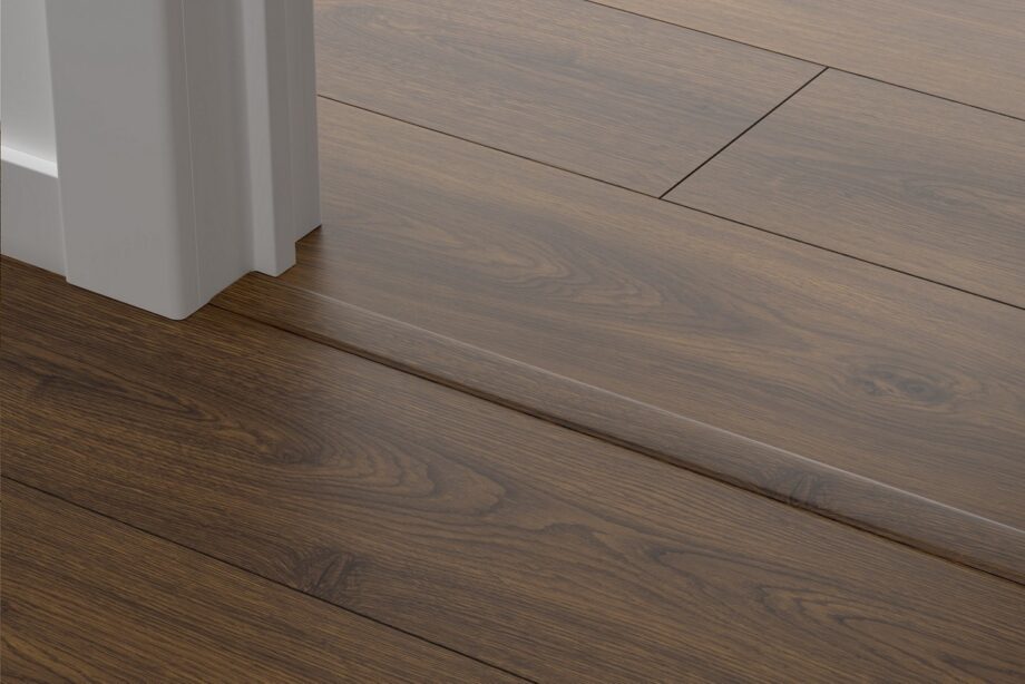 qsincp05800-1 Incizo 5in1 -siirtymälista Quick-Step Peanut Brown Oak laminaatille, 13x48x2150 mm