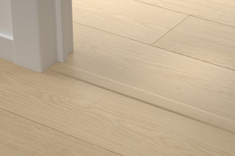 Incizo 5in1 -siirtymälista Quick-Step Buttermilk Oak LVT-vinyylilattialle (Alpha), 8x45x2000 mm