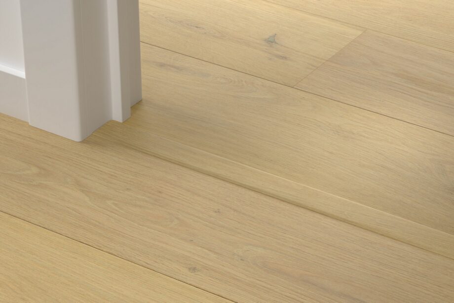 Incizo 5in1 -siirtymälista Quick-Step Pearl White Oak Extra Matt parketille, puuviilu, 17x54x2150 mm
