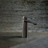 Pesuallashana Emmevi Stele 99003, pop-up-pohjaventtiilillä, harjattu musta kromi Pesuallashana Emmevi Stele 99003, pop-up-pohjaventtiilillä – 2